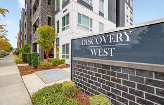 Discovery West