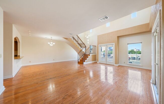 Downtown Luxury Condo with Rooftop Views - Realtor Commission: $1000