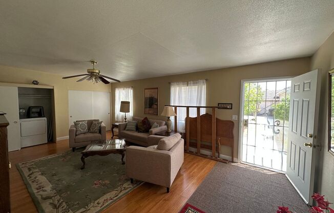 1 Bedroom Casita with Pool Access!