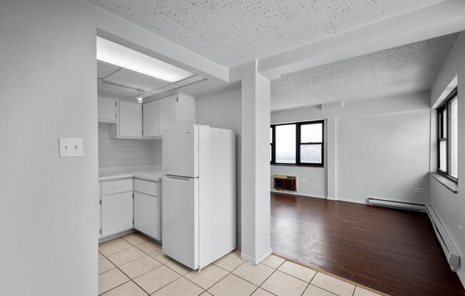 2 beds, 1 bath, 800 sqft, $949, Unit Apt. 505