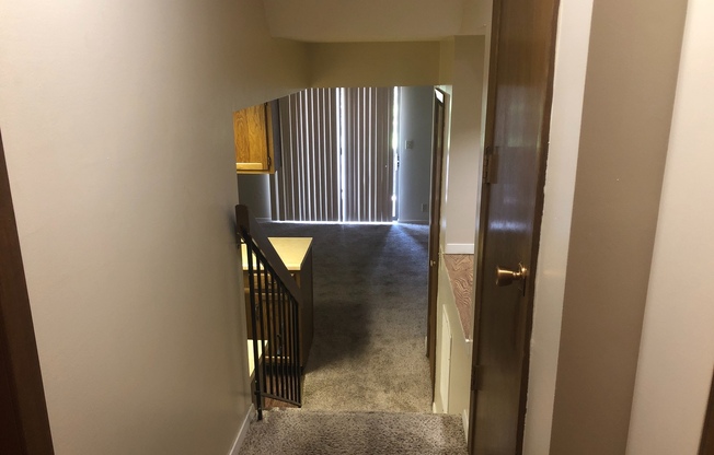 1 bed, 1 bath, $795, Unit 6