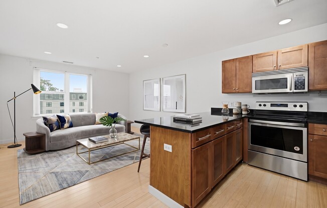 2 beds, 2 baths, 980 sqft, $3,100, Unit 307