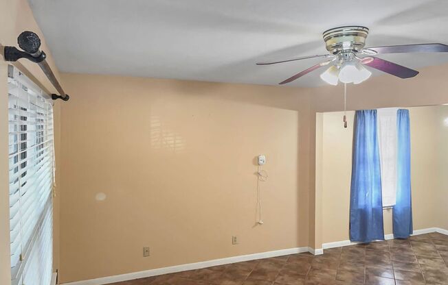 Cute 3 bedroom- 1 bath home ready for move-in.