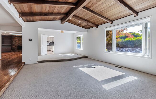 Spacious Saratoga Home with Great Outdoor Deck