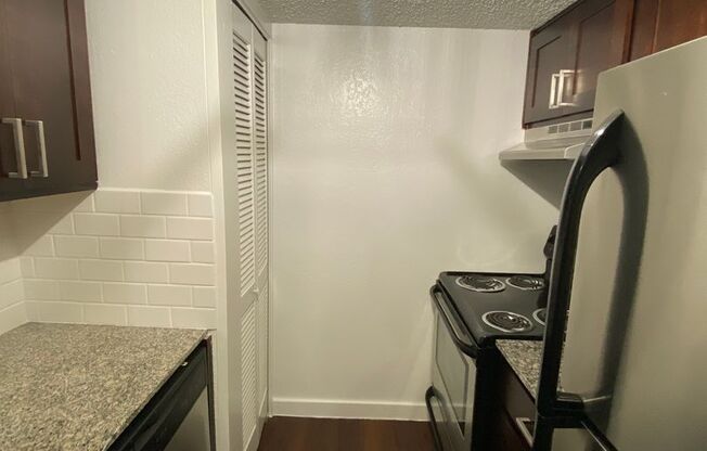 1 bed, 1 bath, 630 sqft, $1,410, Unit 113