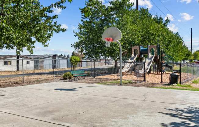 play area at the preserve at ballantyne commons apartments