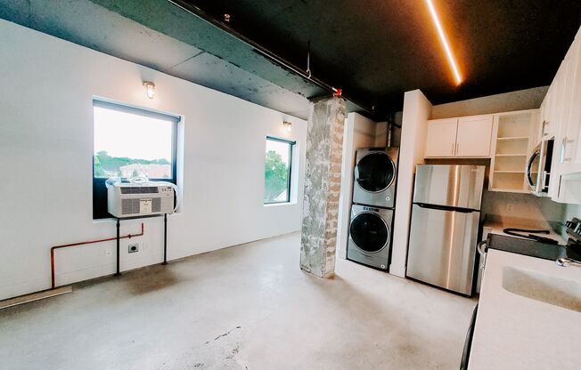 Studio, 1 bath, 465 sqft, $975, Unit D203