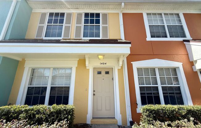 A charming 2-Bed, 2.5 Bath Townhome in the Gated Seasons at Kensington, right off Atlantic Blvd.!