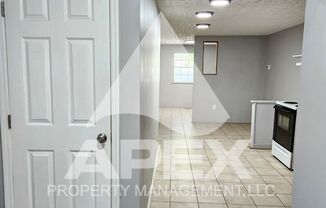 1 bed, 1 bath, 600 sqft, $1,400, Unit Unit #3 (Garage Unit)