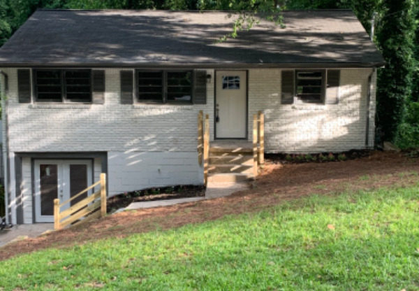 2368 JEFFERSON TER