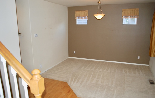 Spacious Bothell Home with Home Theater in a great location!!