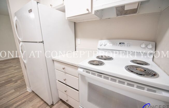 2 beds, 1 bath, 725 sqft, $1,199, Unit A9