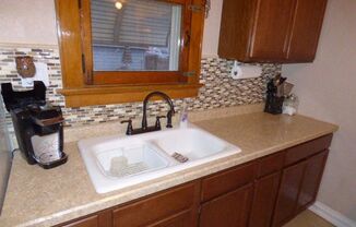 3 beds, 1 bath, $1,495