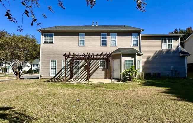 11119 AMHERST GLN DR