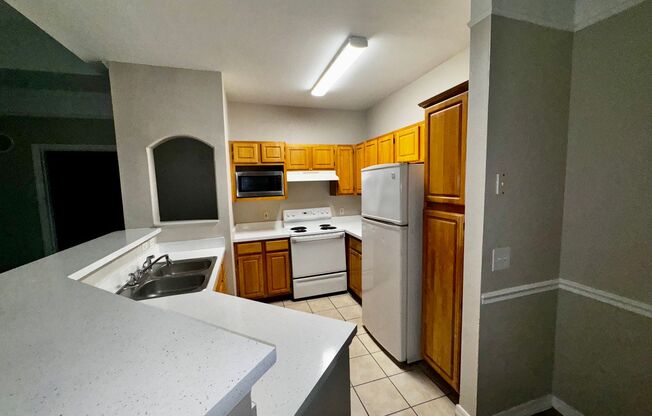 2 beds, 2 baths, $1,795