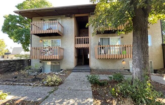 1 bed, 1 bath, $925, Unit Unit 12