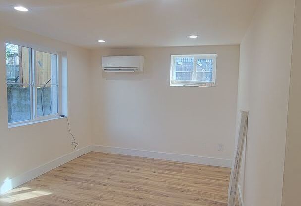 2-Bedroom, 1-Bathroom ADU in Beacon Hill