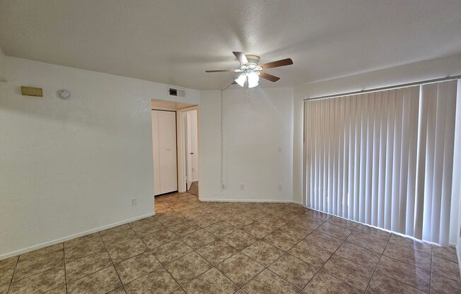 1 bed, 1 bath, 500 sqft, $995, Unit 115