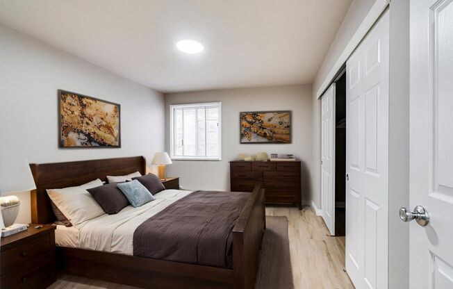 2 beds, 1 bath, 878 sqft, $1,399, Unit 341