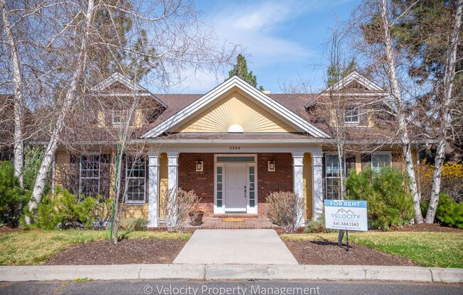 Awbrey Butte Home with Views!