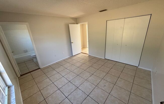 3 beds, 2 baths, $1,675