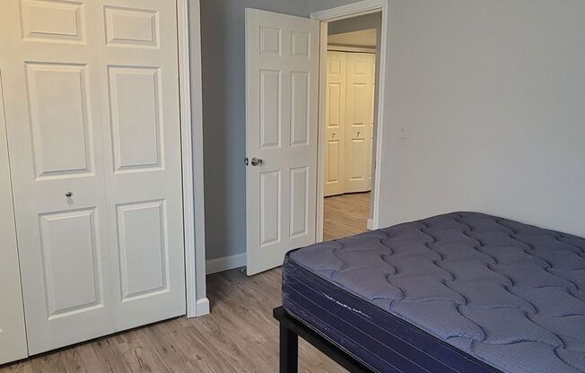 1 bed, 1 bath, 682 sqft, $1,800, Unit 04