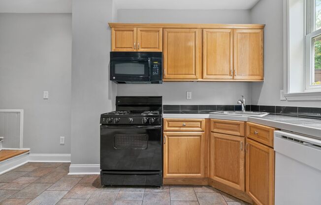 5214 Dresden Way