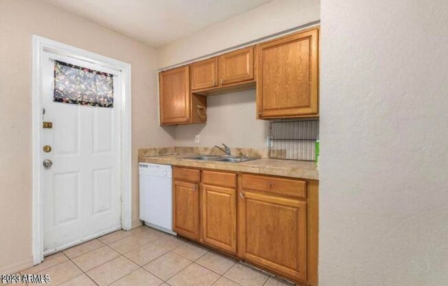 Nice 3 bedroom 2 bath!