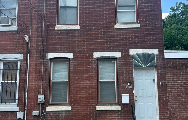 Bright 2-Bedroom with Spacious Bath & Private Outdoor Space