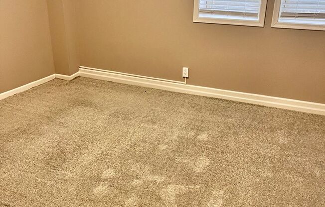1 bed, 1 bath, 835 sqft, $1,009, Unit 169