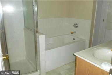 1729 BARNETT CT