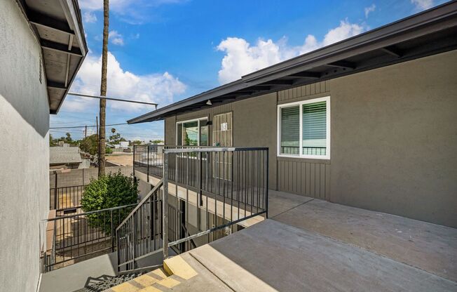 2 beds, 1.5 baths, 900 sqft, $1,279, Unit 32