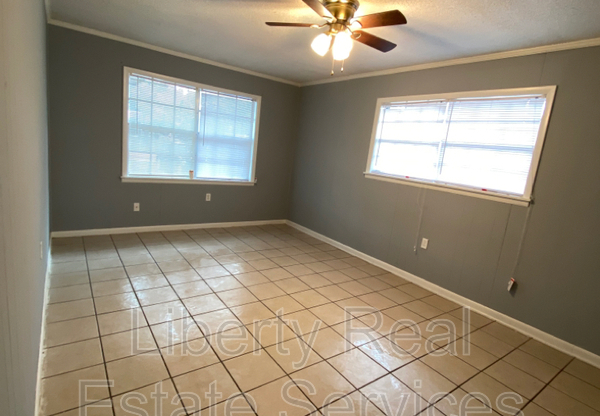 108 DEAL ST