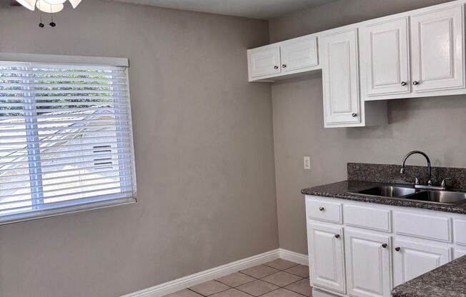 Renovated 2 Bedroom 1 Bathroom