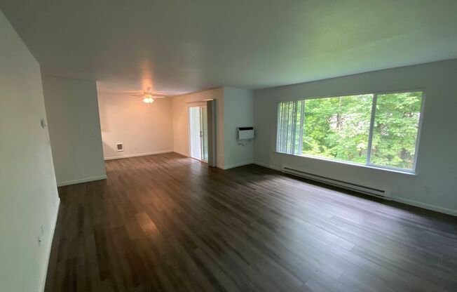 2 beds, 1 bath, 1,014 sqft, $2,135, Unit 102