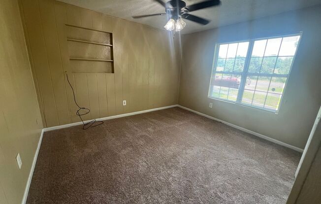 2 Bedroom 1 Bathroom Duplex in Winterville!