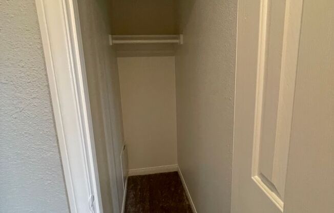 2 beds, 2 baths, 980 sqft, $3,035, Unit 819-34