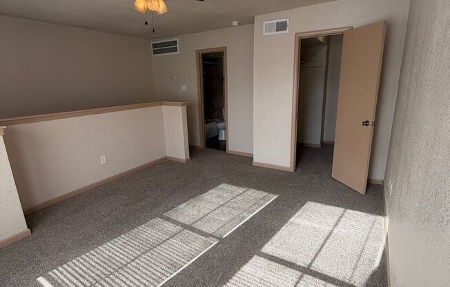 1 bed, 1 bath, 682 sqft, $925, Unit 706