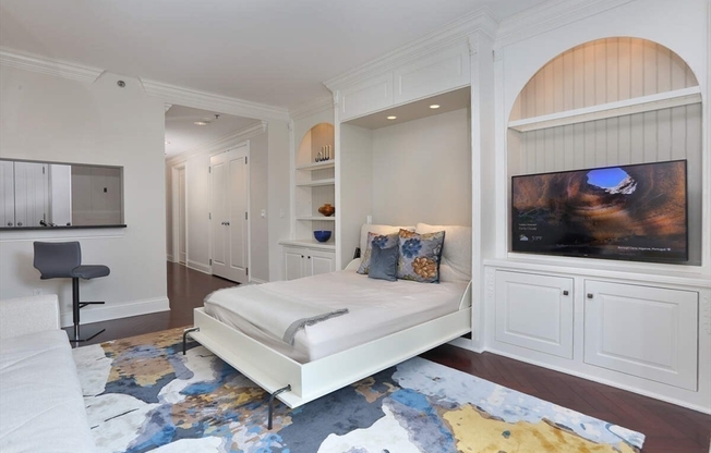 Studio, 1 bath, 610 sqft, $3,000, Unit 307