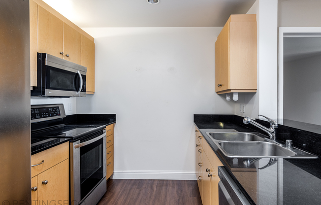 140 South Van Ness Avenue, Unit# 641