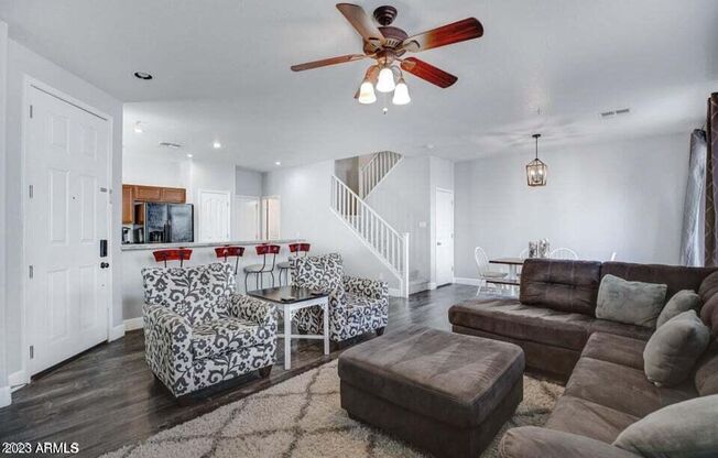 Nice 3 bedroom townhouse in East Mesa!