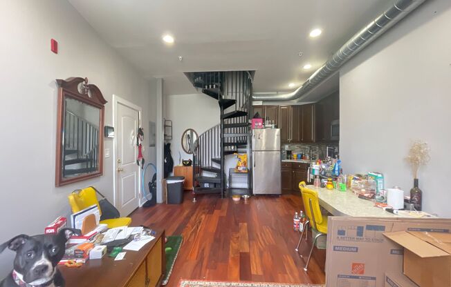 1236 E Columbia Ave.