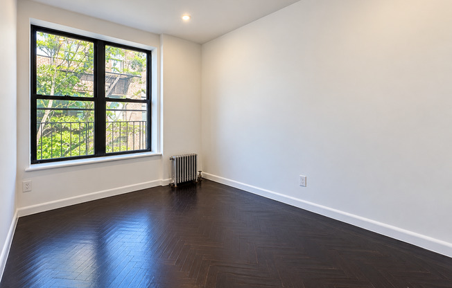 2 beds, 1 bath, 800 sqft, $3,300, Unit 16