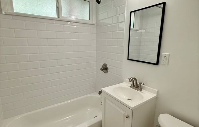 Studio, 1 bath, 261 sqft, $1,695, Unit 0101-66
