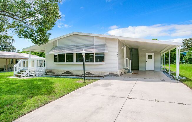 Gorgeous fully remodeled 2-Bedroom, 2 Bath home 55+