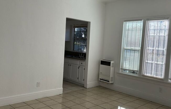 308 S BOYLE AVENUE #101-210