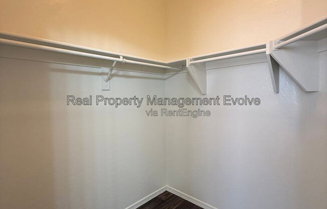 3 beds, 2 baths, 1,914 sqft, $1,975