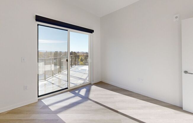 1 bed, 1 bath, 962 sqft, $2,850, Unit 622