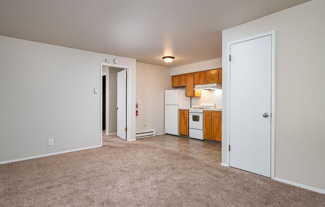 1 bed, 1 bath, $1,400, Unit Unit 6