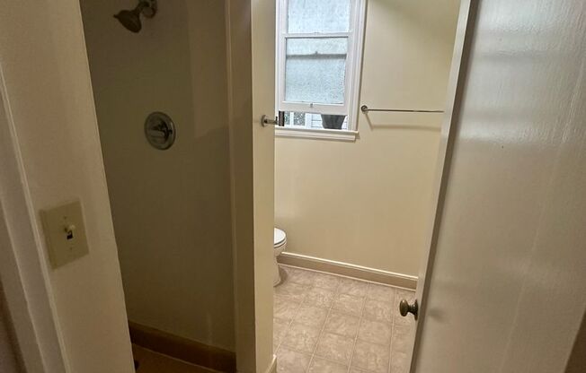 Studio, 1 bath, $1,695, Unit D